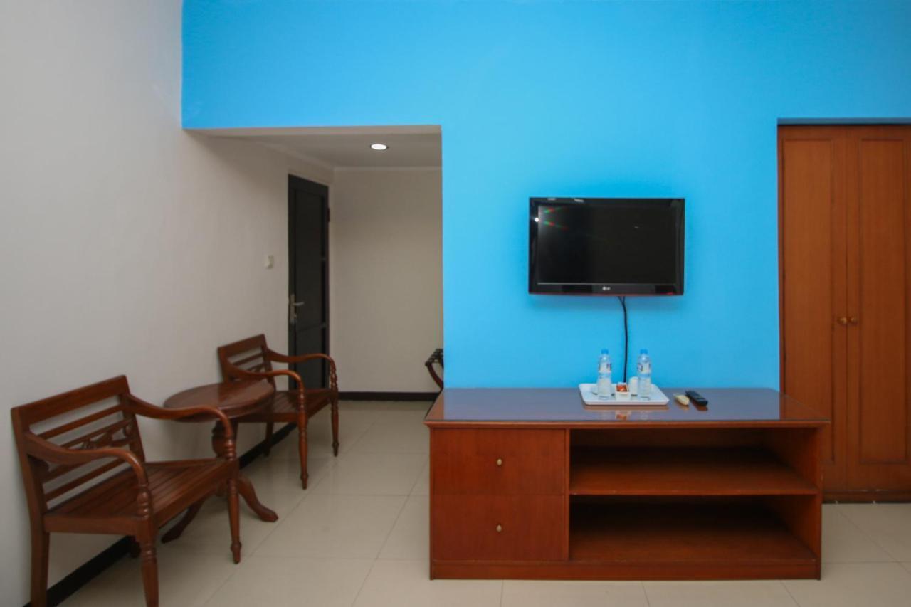 Sky Hotel Buah Batu 1 Bandung Buitenkant foto